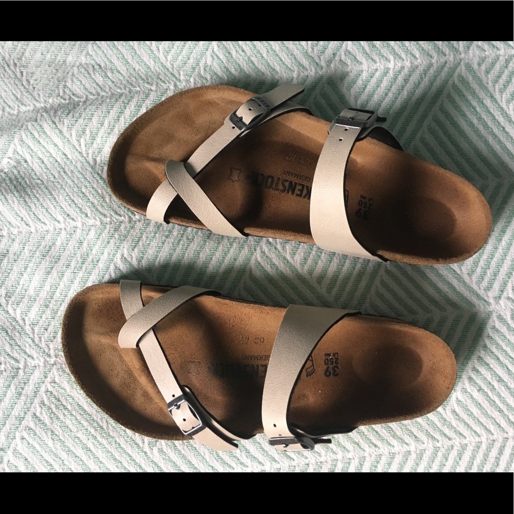 Birkenstock Mayari sandal